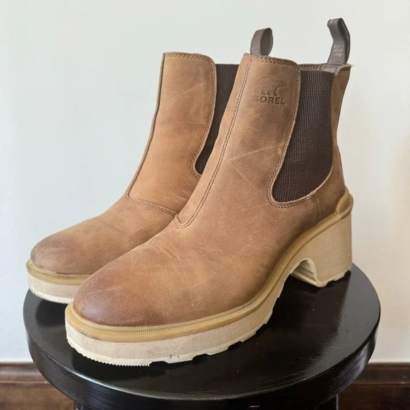 Sorel Hi-Line™ Heel Chelsea Brown Umber Boots Size 9.5 Women’s - Picture 2 of 8